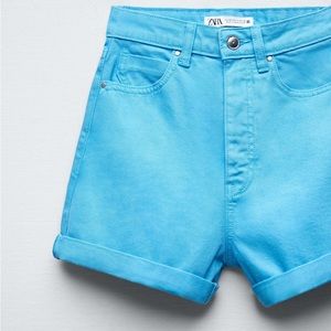 NWT Zara Mom Fitted Denim Shorts | Classic Style with a Modern Twist. Size 8 40